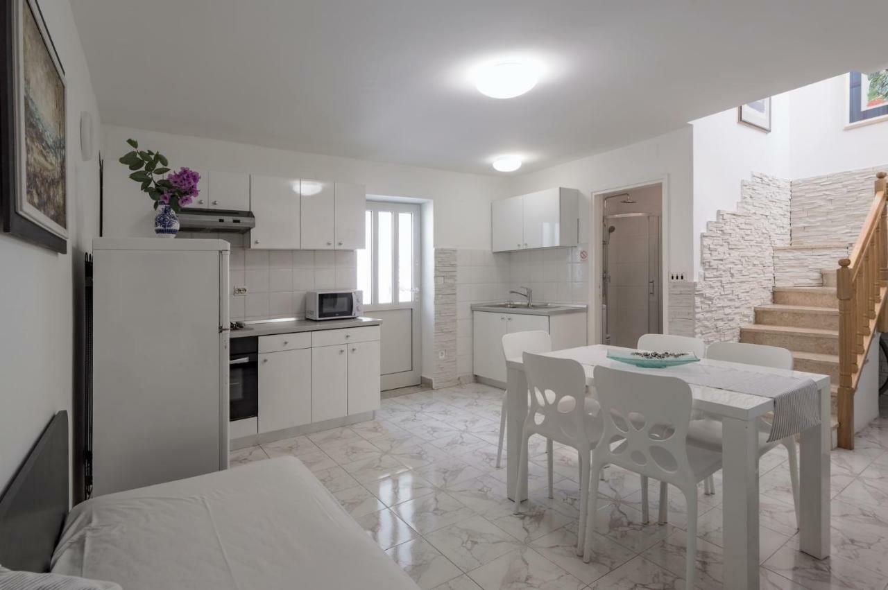 Apartments Rafaj بولا المظهر الخارجي الصورة