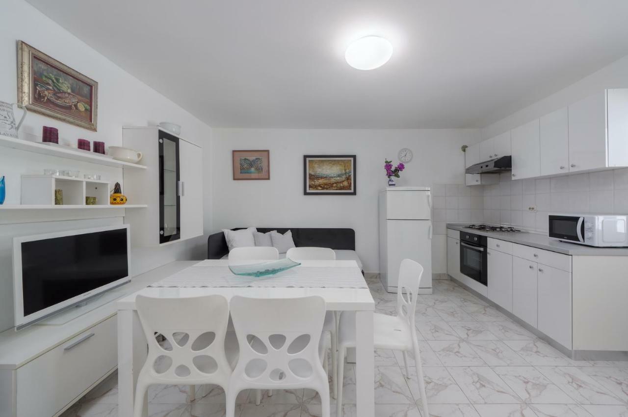 Apartments Rafaj بولا المظهر الخارجي الصورة