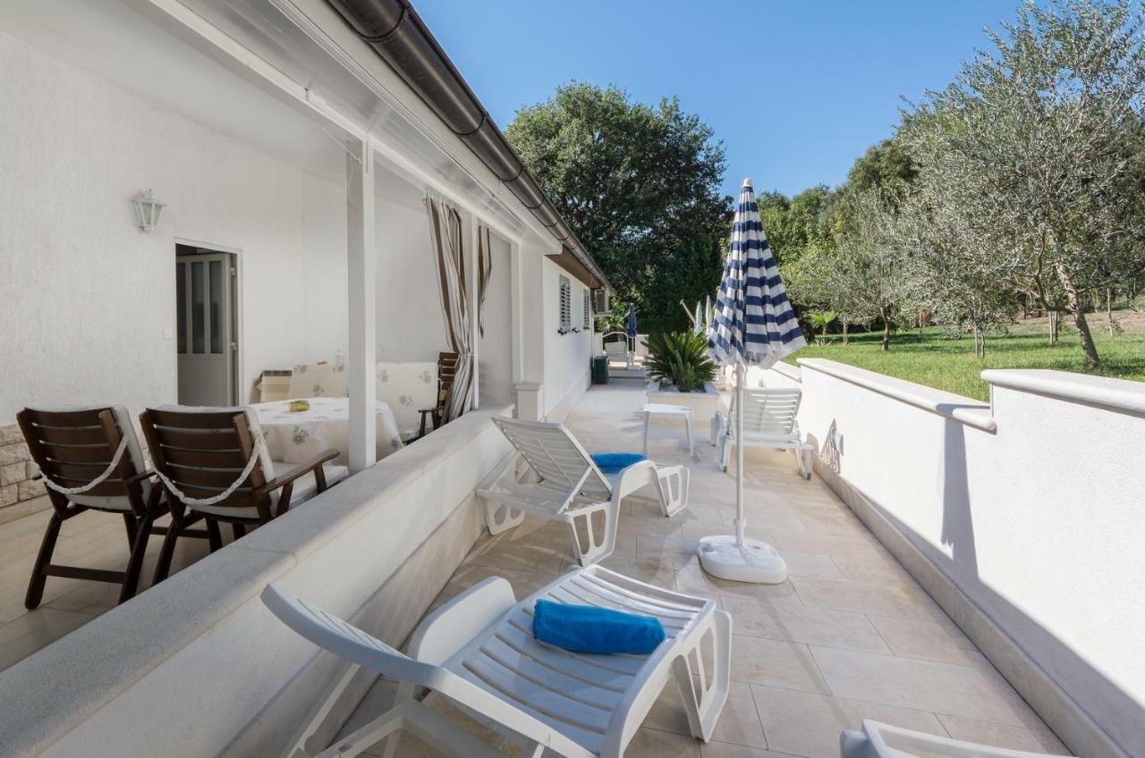 Apartments Rafaj بولا المظهر الخارجي الصورة